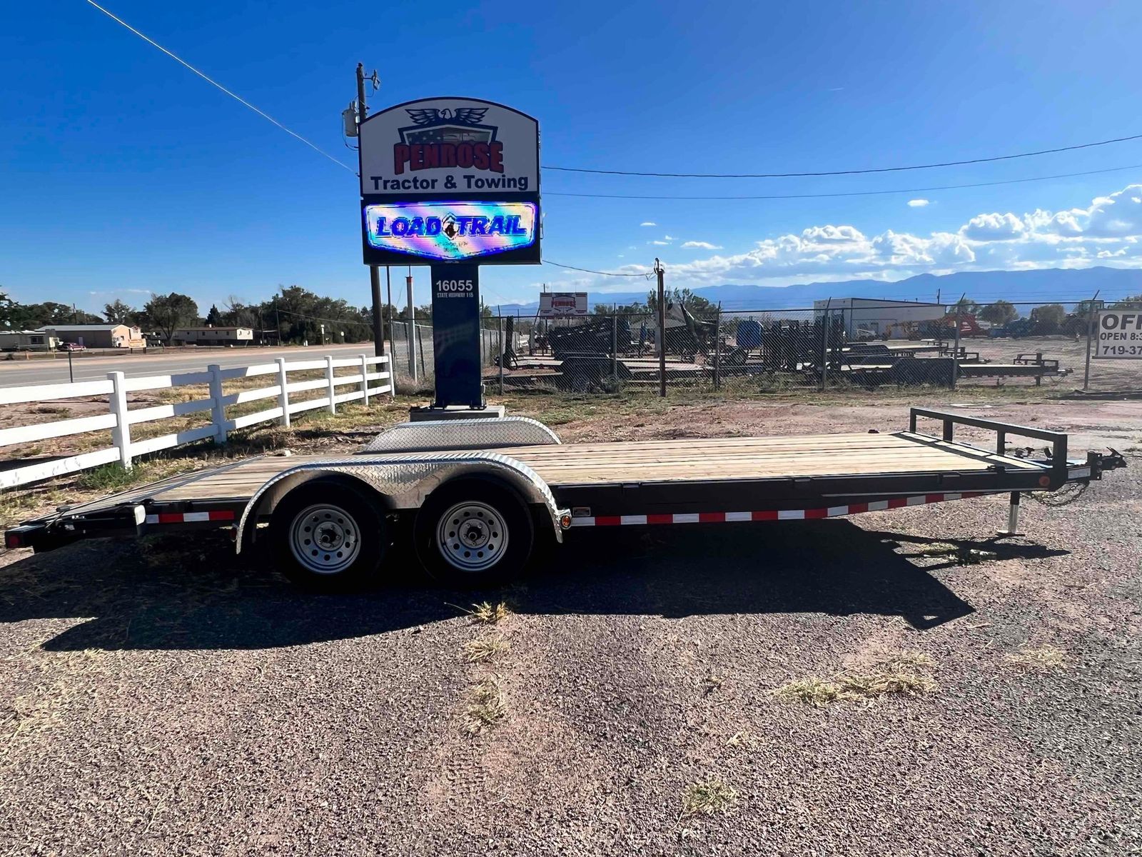 2022 Load Trail XH8320032_43998 Penrose Trailer