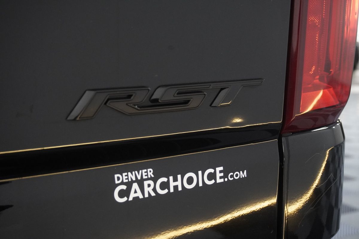 2020 Chevrolet Silverado 1500 4WD Crew Cab Short Bed RST