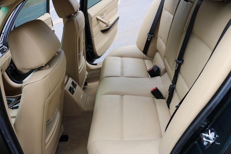 2007 BMW 328XI Photos