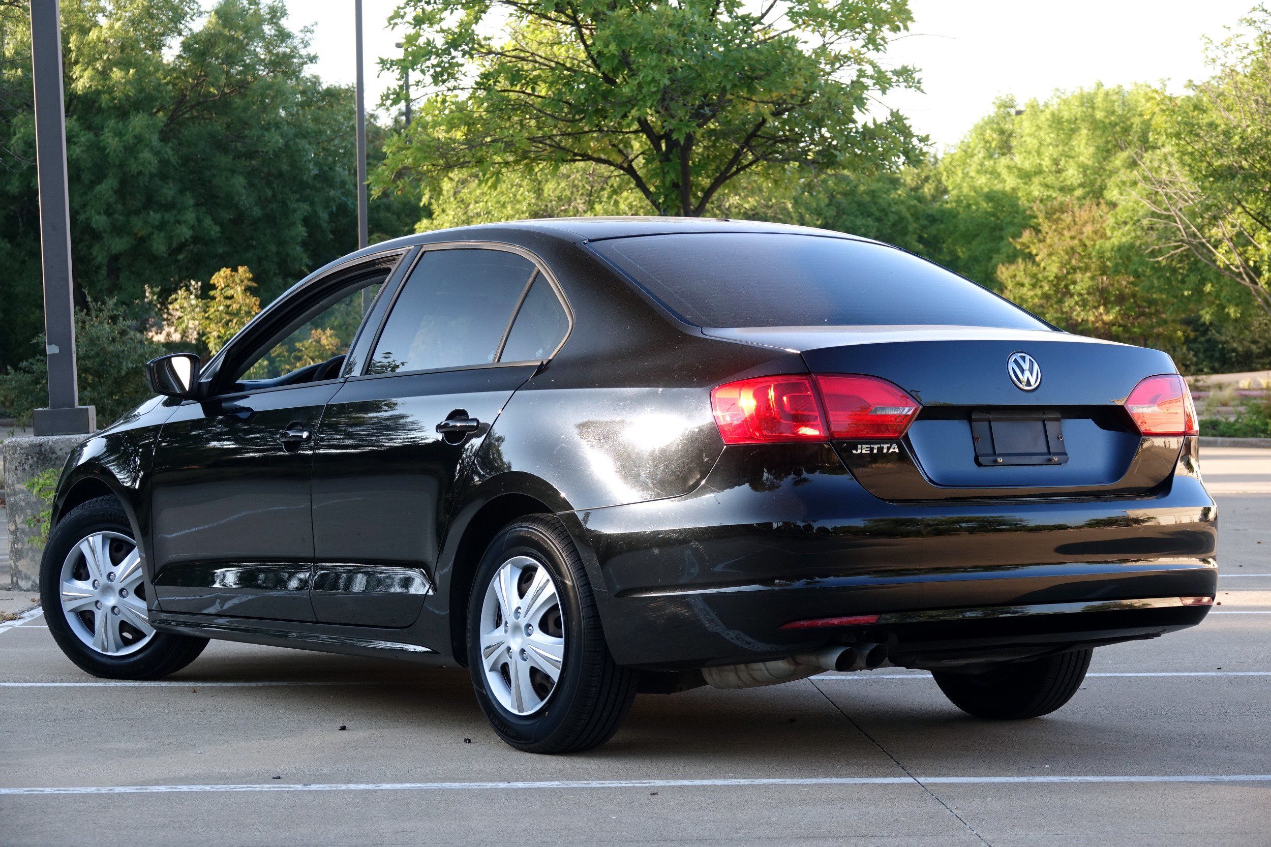 2014 Volkswagen Jetta 2.0 S photo 4