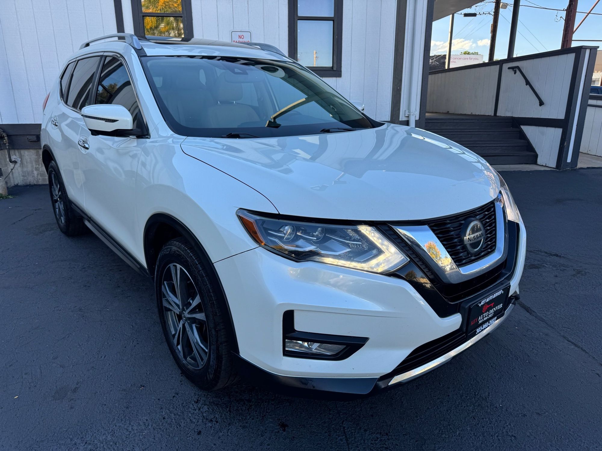 2018 Nissan Rogue SL photo 5