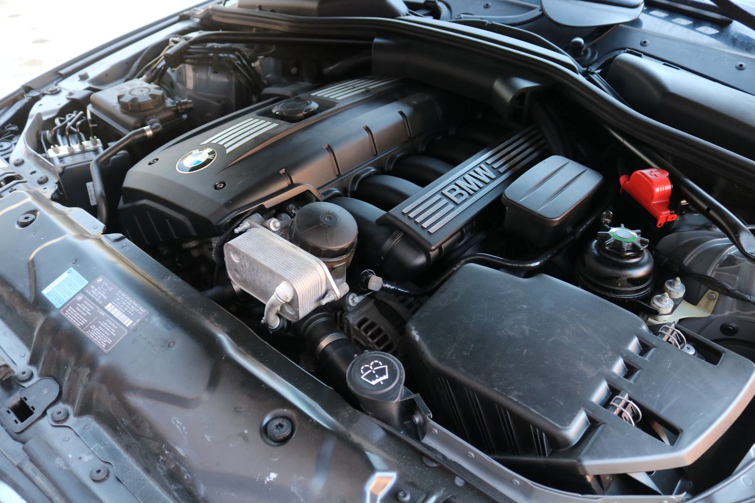 2008 BMW 528xi AWD | Victory Motors of Colorado