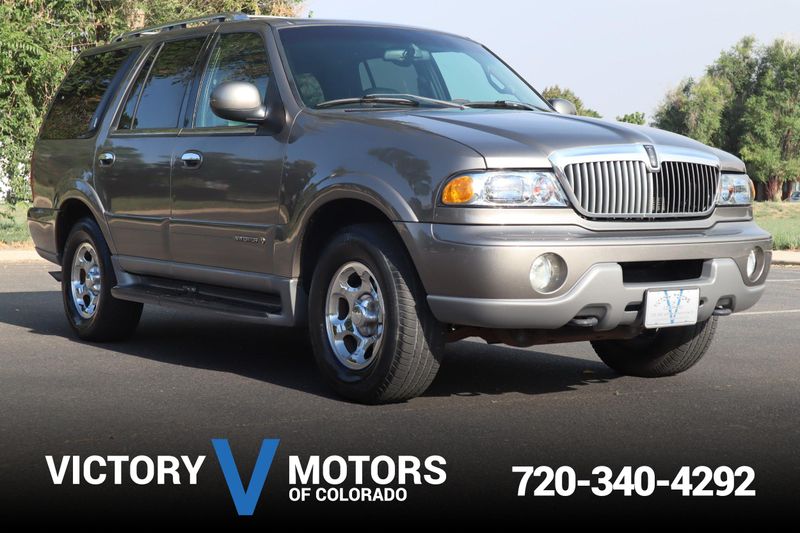 2001 Lincoln Navigator Base | Victory Motors of Colorado