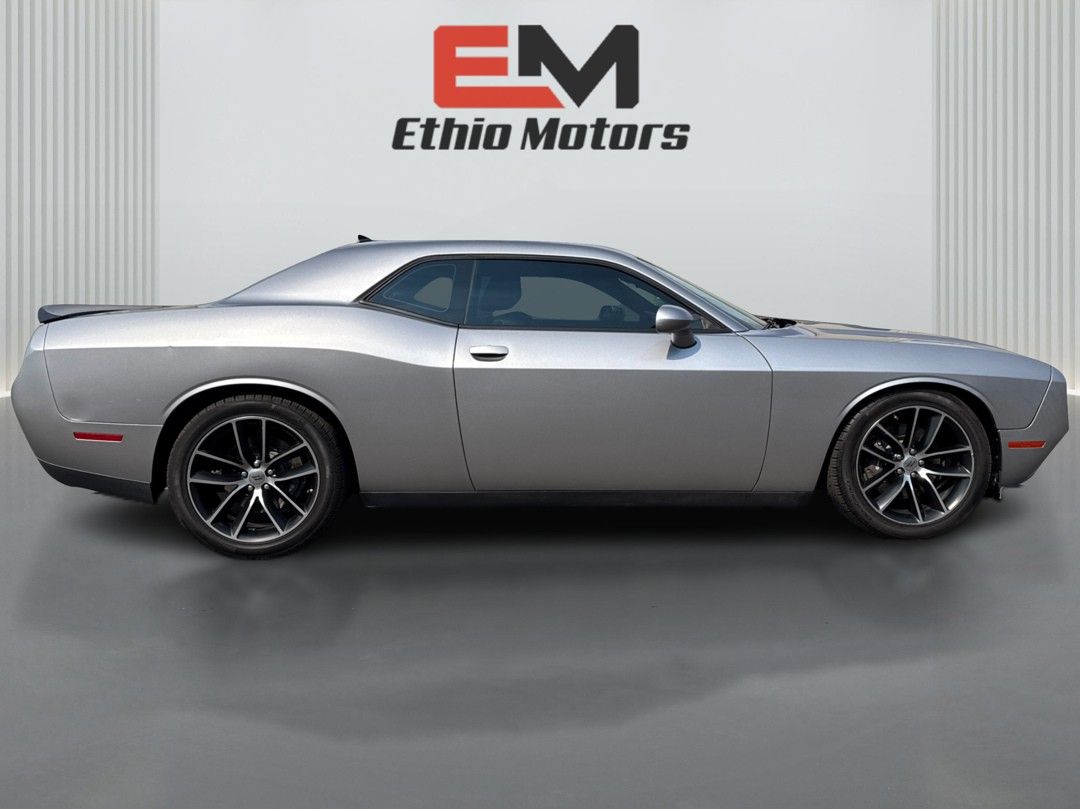 2017 Dodge Challenger 392 Scat Pack Shaker photo 41