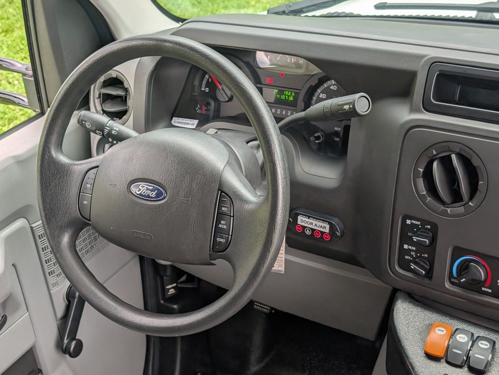 2016 Ford E-350 56