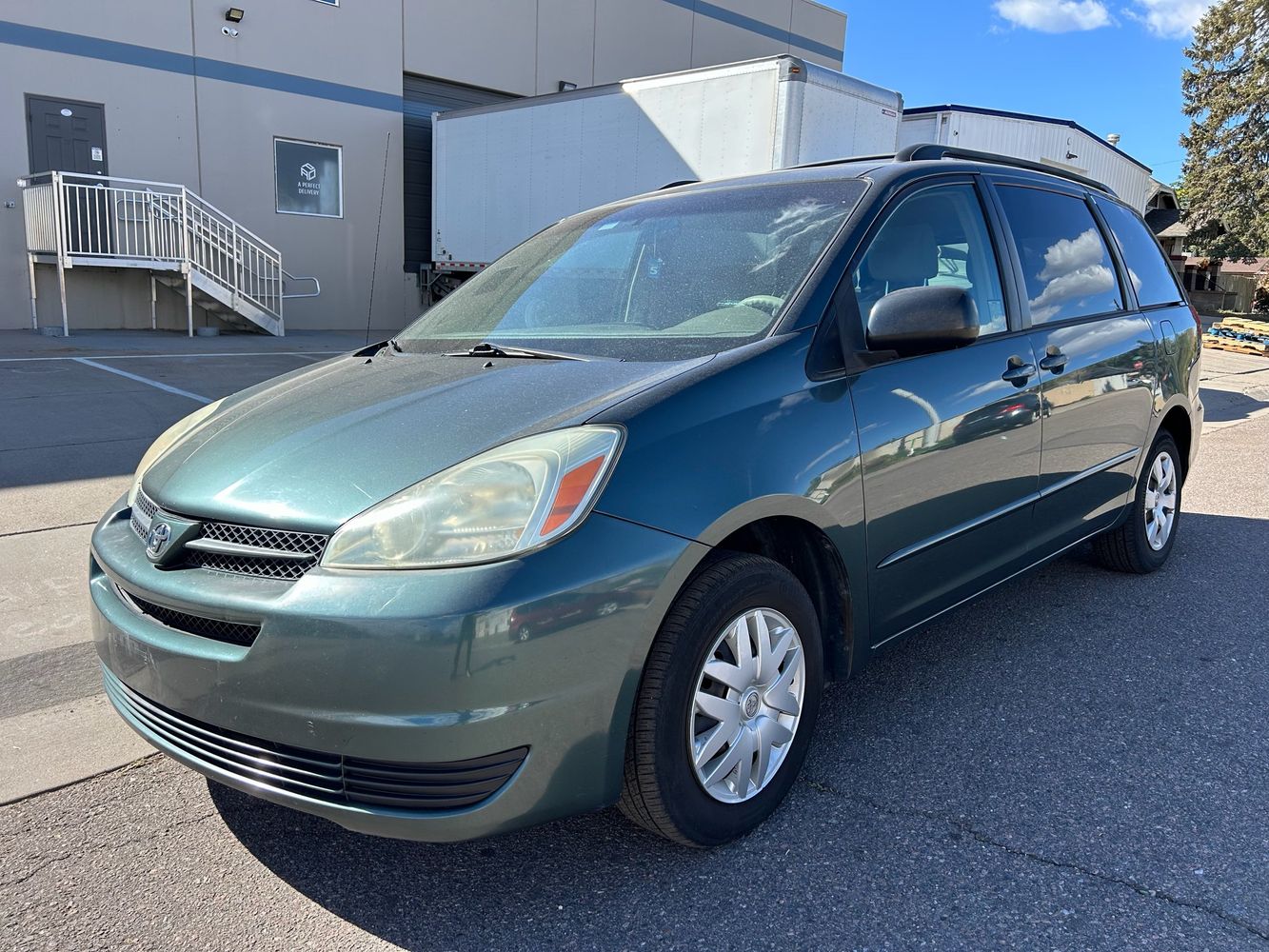 2004 Toyota Sienna LE
