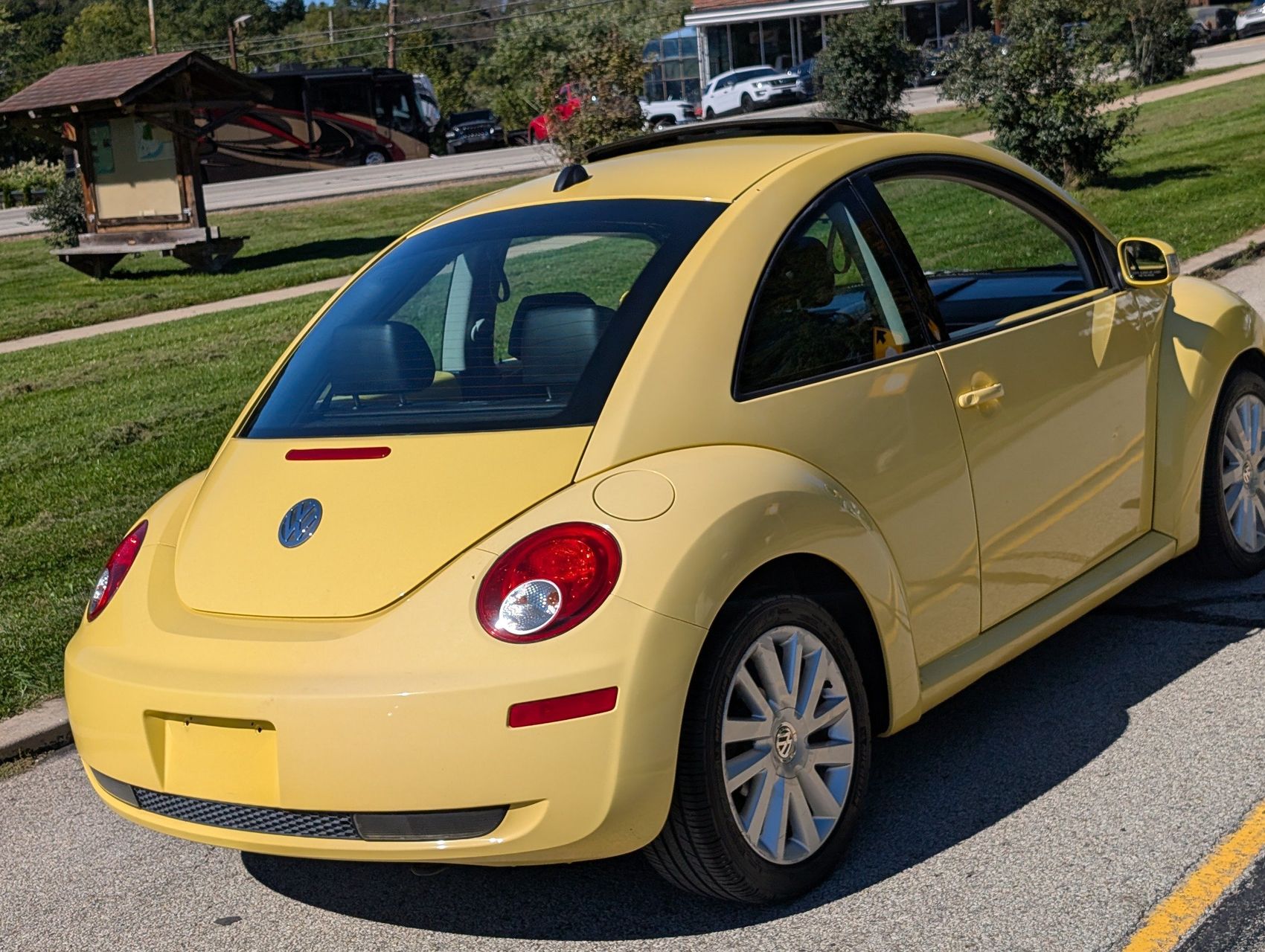2008 Volkswagen New Beetle 9