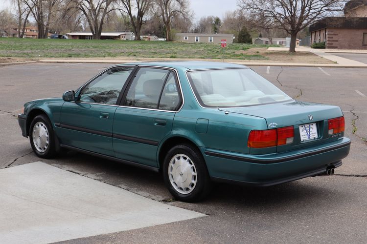 1993 Honda Accord EX | Victory Motors of Colorado