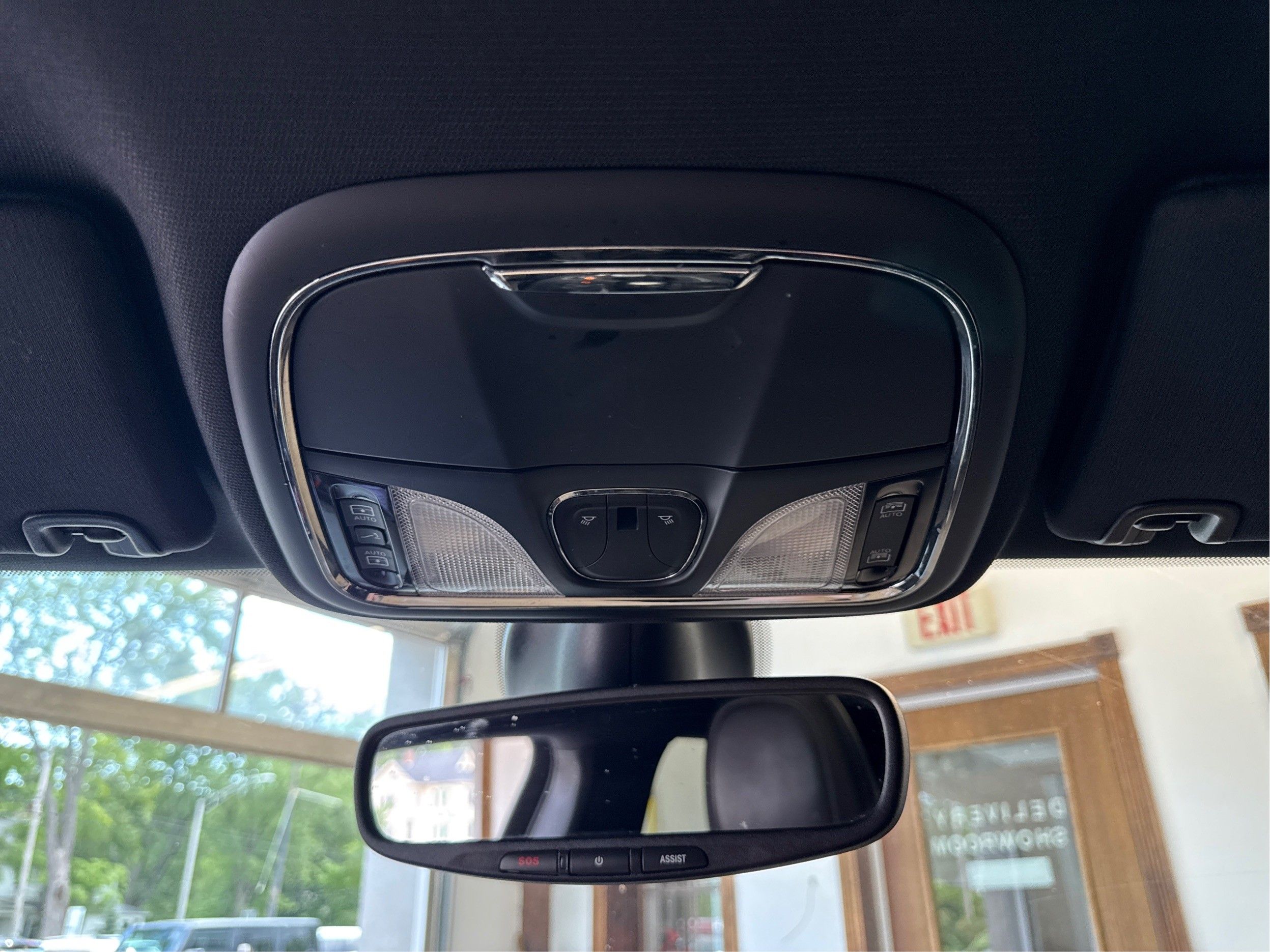 2020 Jeep Cherokee High Altitude - Photo 16