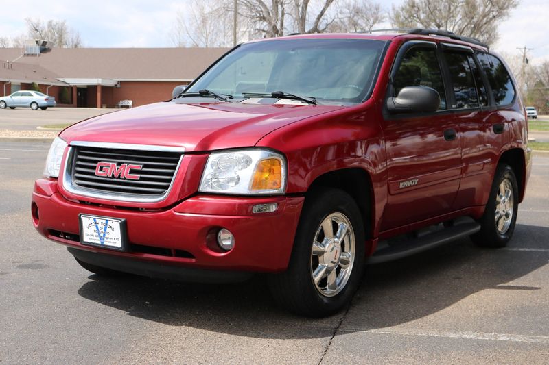 2002 RED online GMC ENVOY REMOTE CONTROLLED VEHICLE