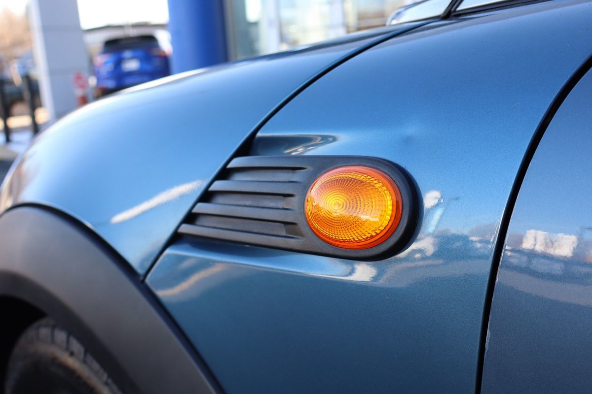 2009 MINI Cooper Base