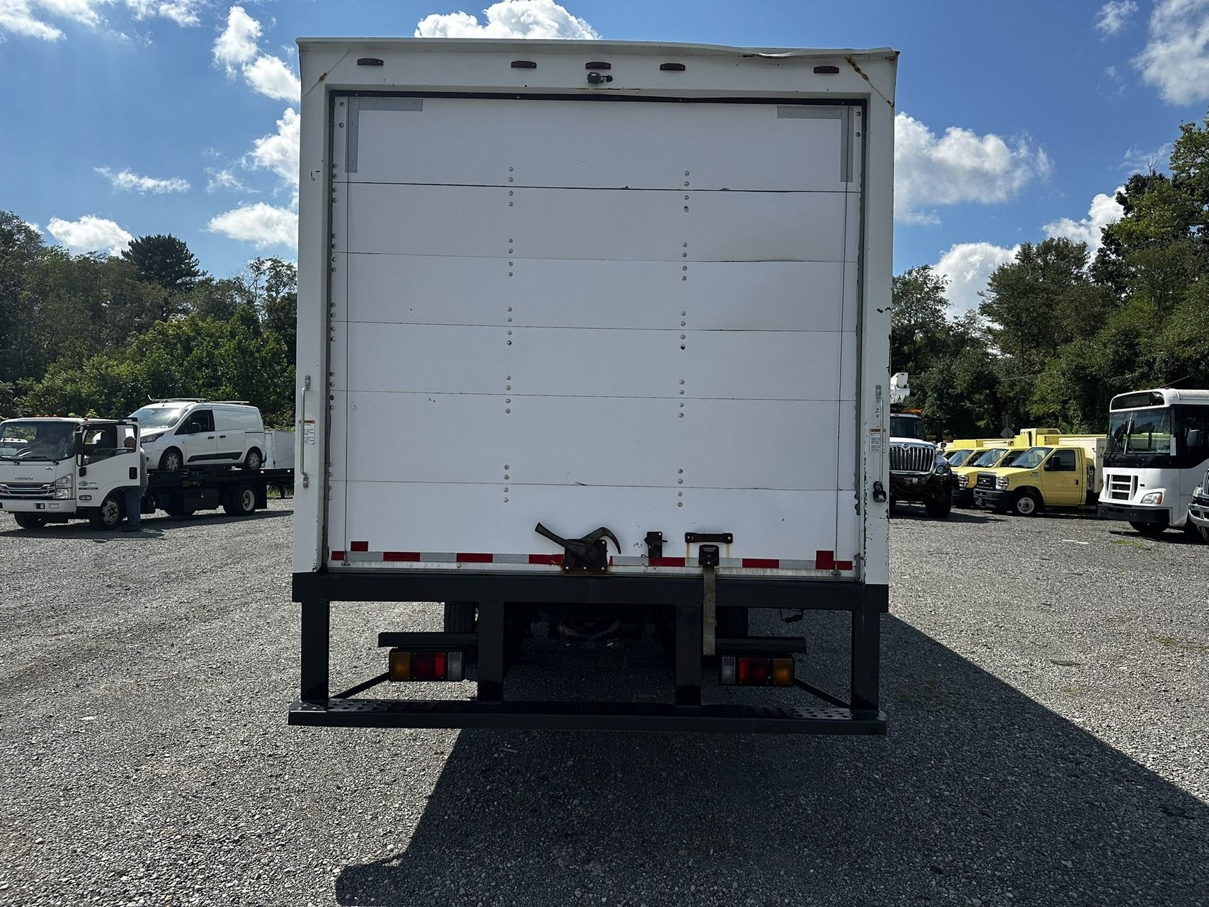 2017 Isuzu NRR 12