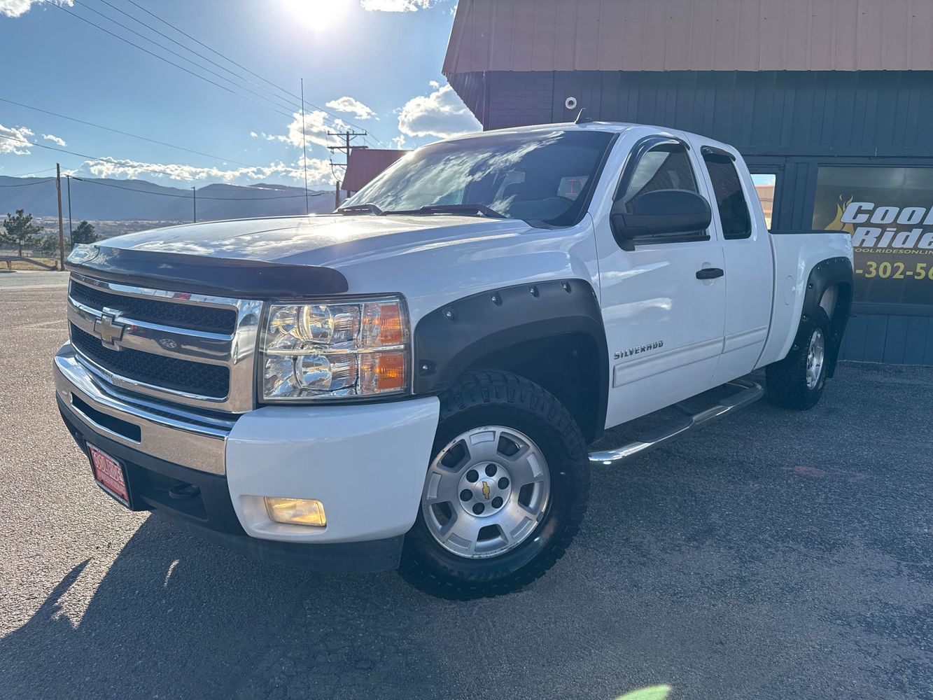 2010 Chevrolet Silverado 1500 LT photo 2