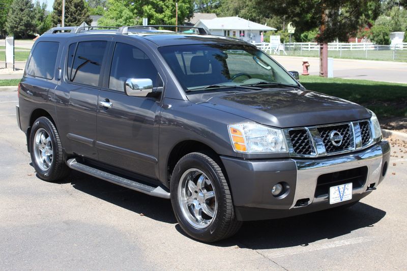 2004 Nissan Armada Photos