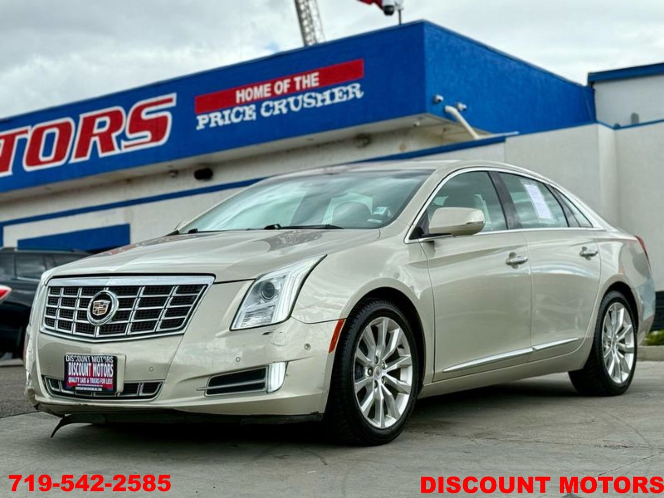 2015 Cadillac XTS Luxury Collection's photo