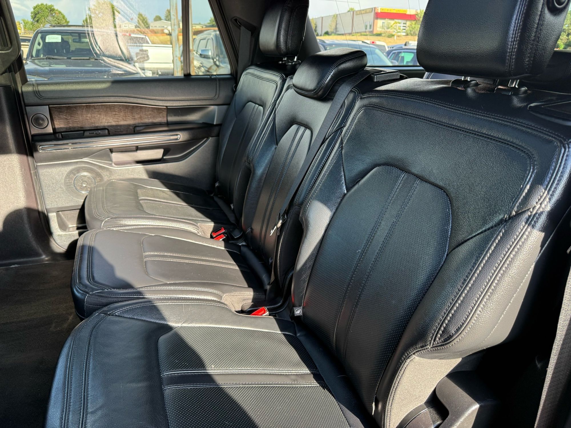 2019 Ford Expedition MAX Limited photo 26