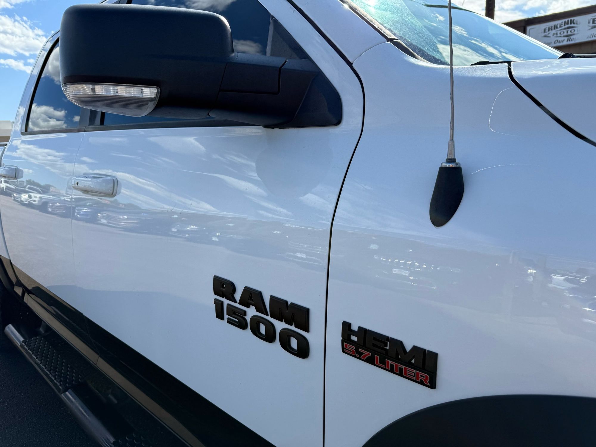 2016 Ram 1500 Rebel photo 9
