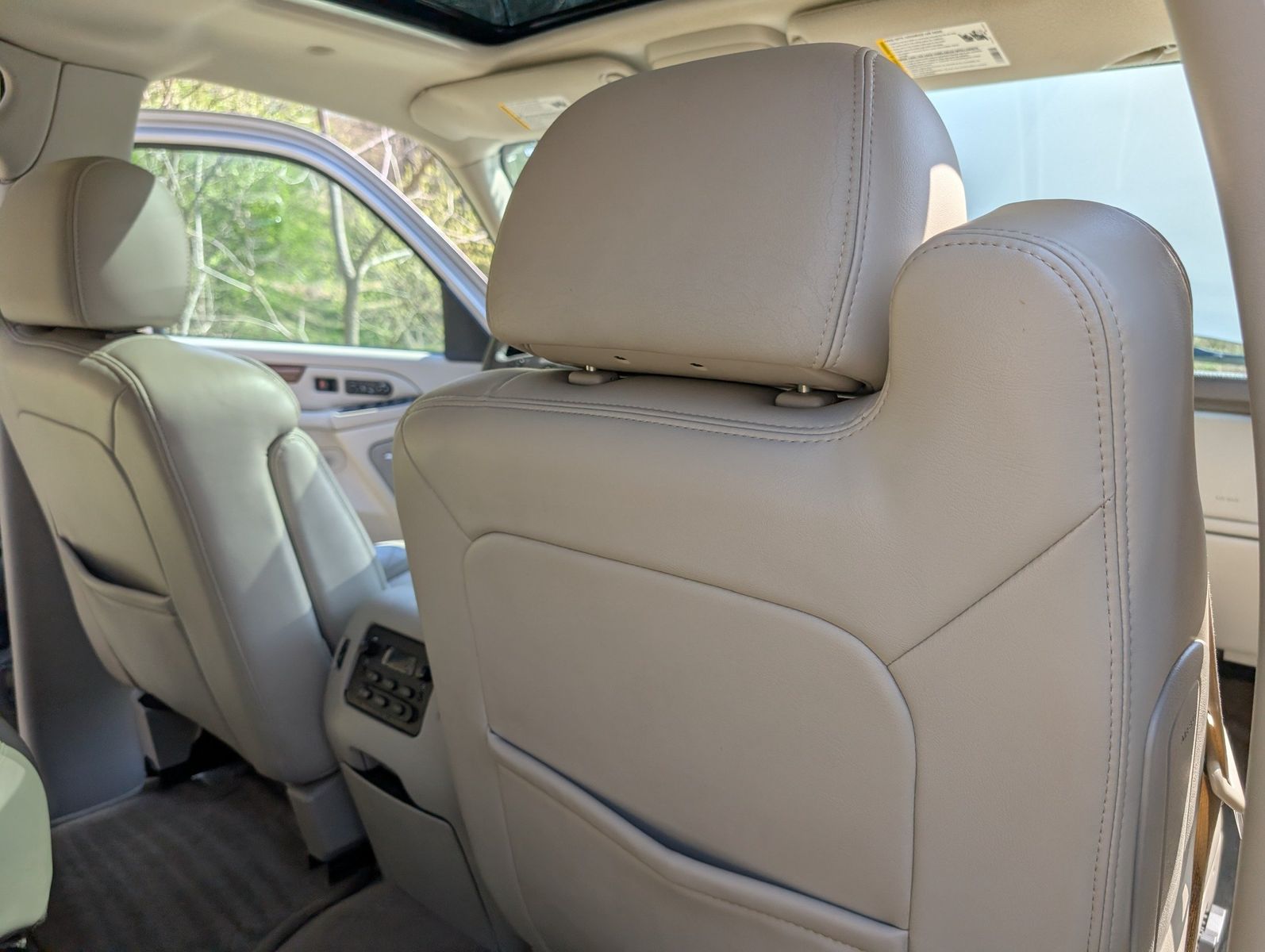 2004 Cadillac Escalade ESV 154