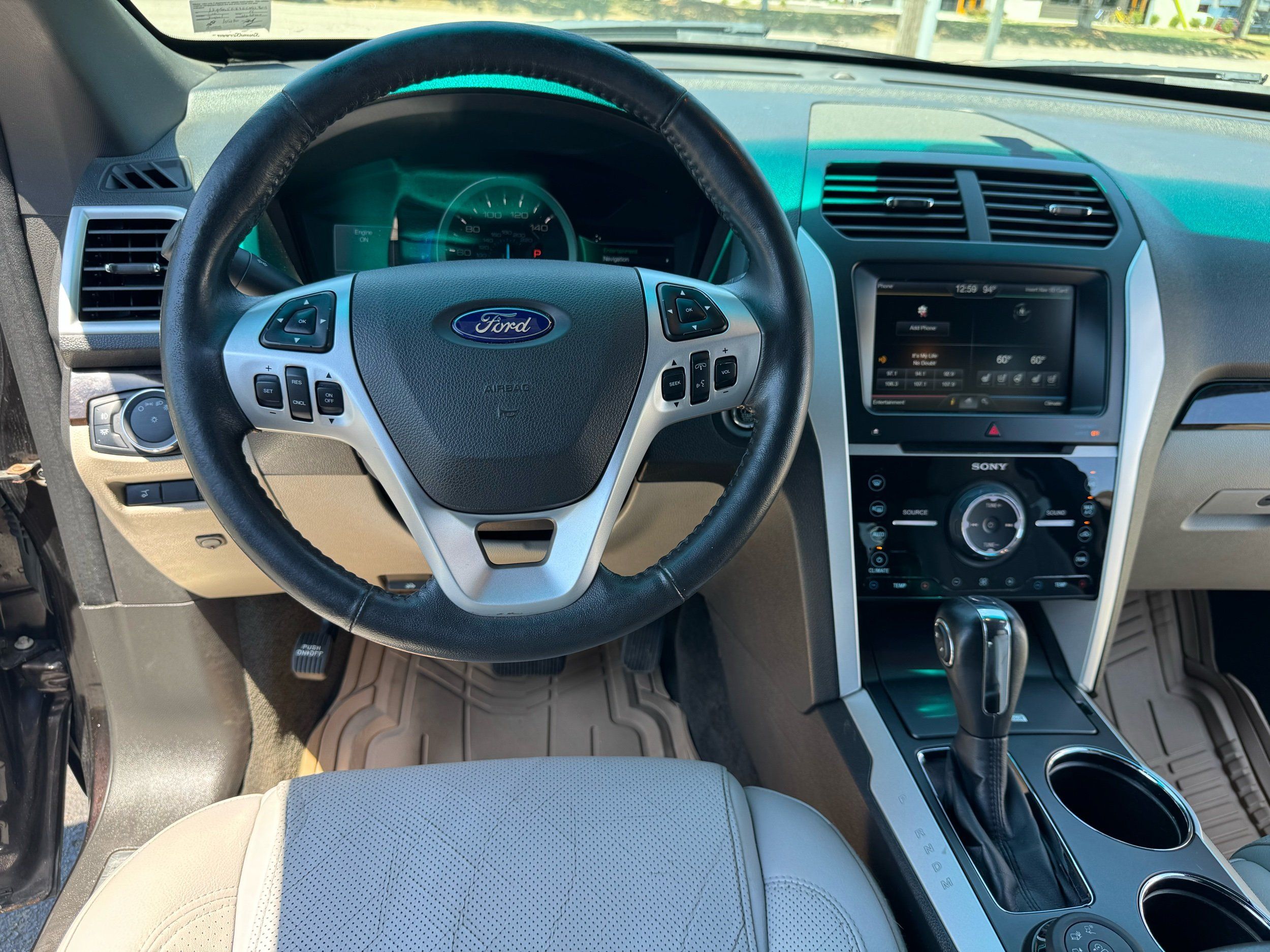 2014 Ford Explorer #10