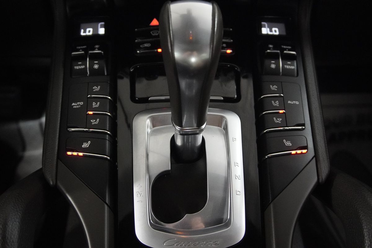 2016 Porsche Cayenne Base