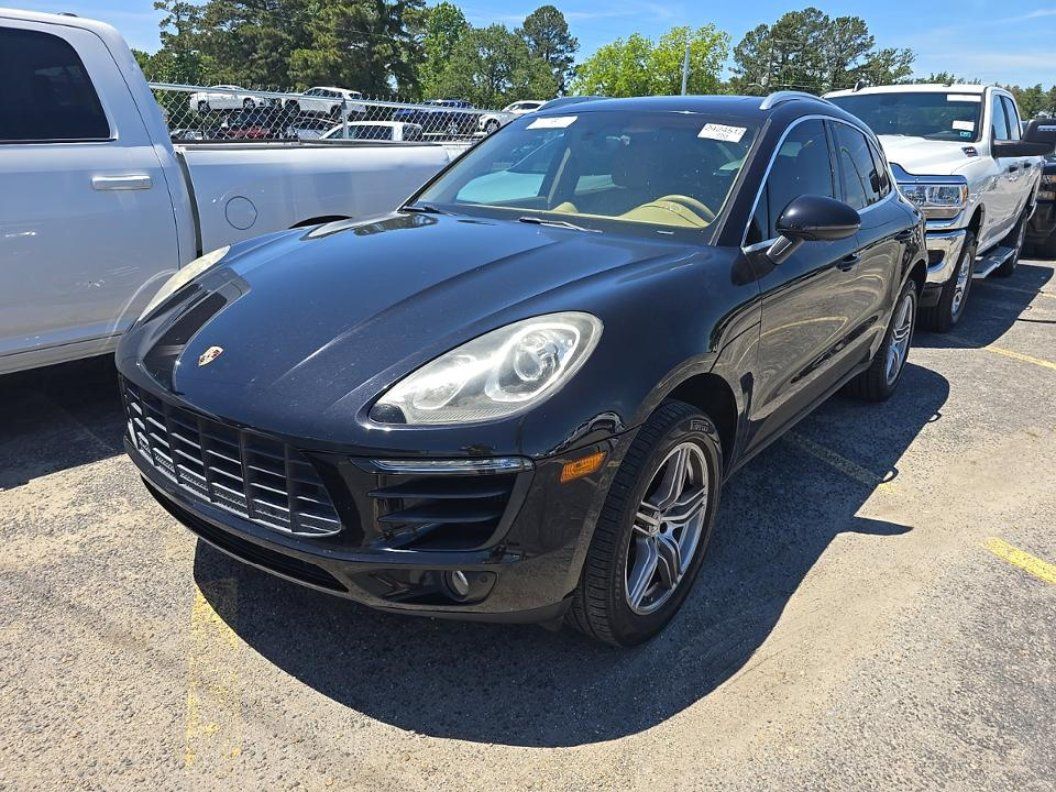 2015 Porsche Macan S's photo
