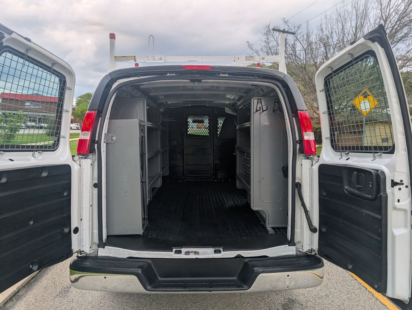 2020 GMC Savana Cargo 40