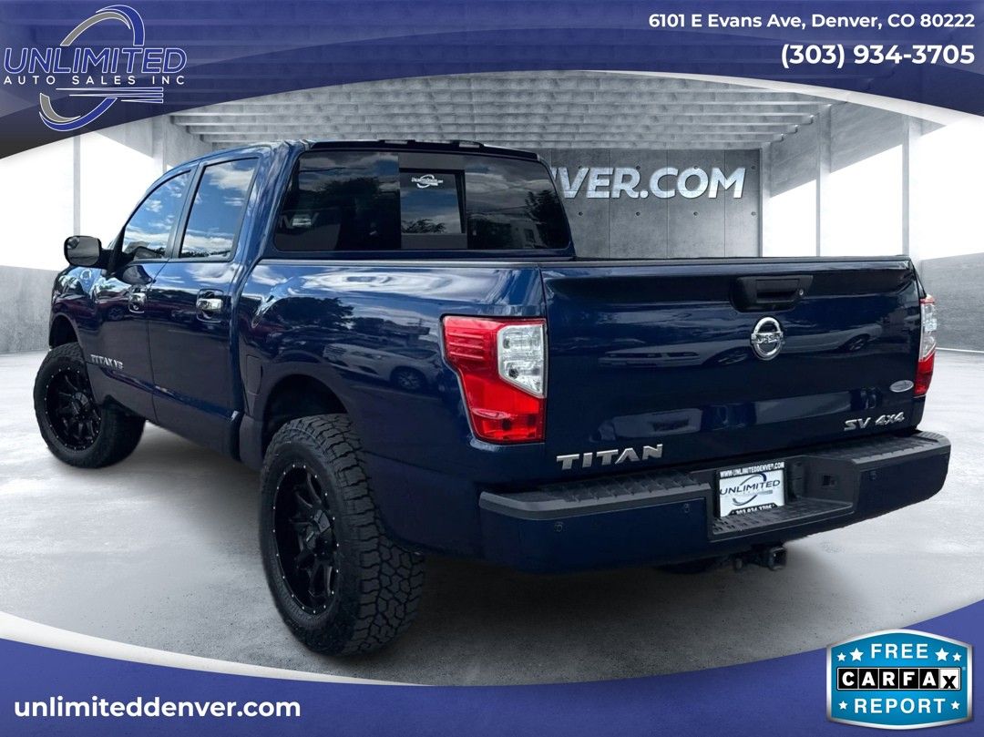 2018 Nissan Titan SV photo 5