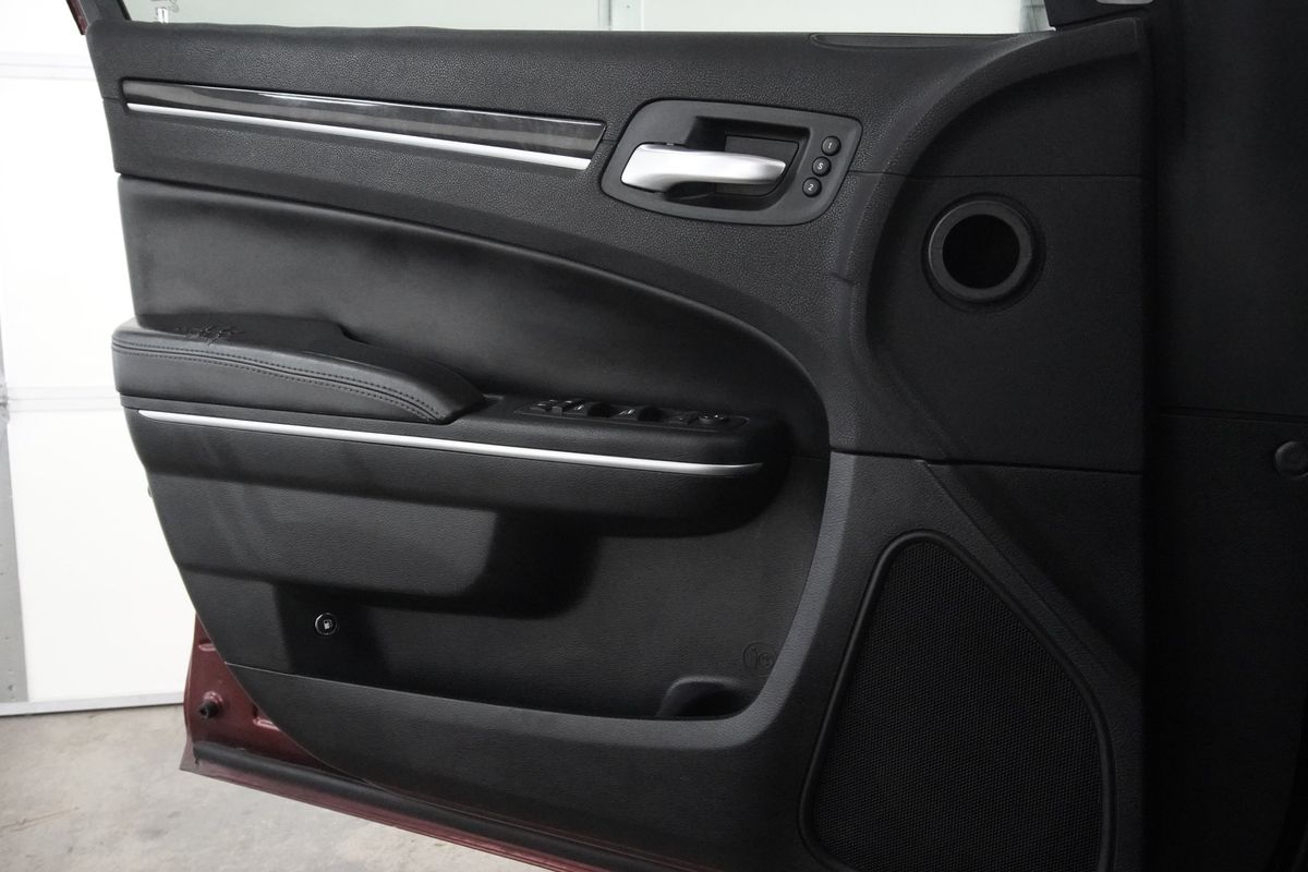 2018 Chrysler 300 Limited AWD