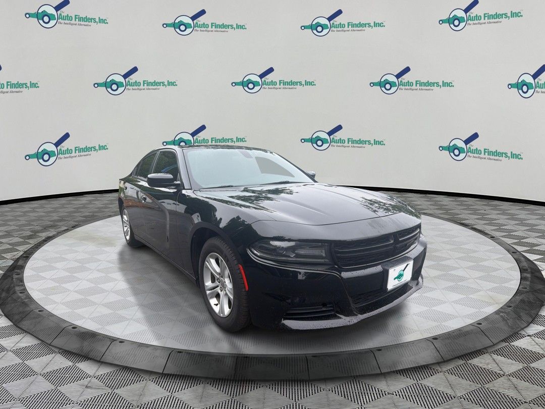 2019 Dodge Charger SXT's photo