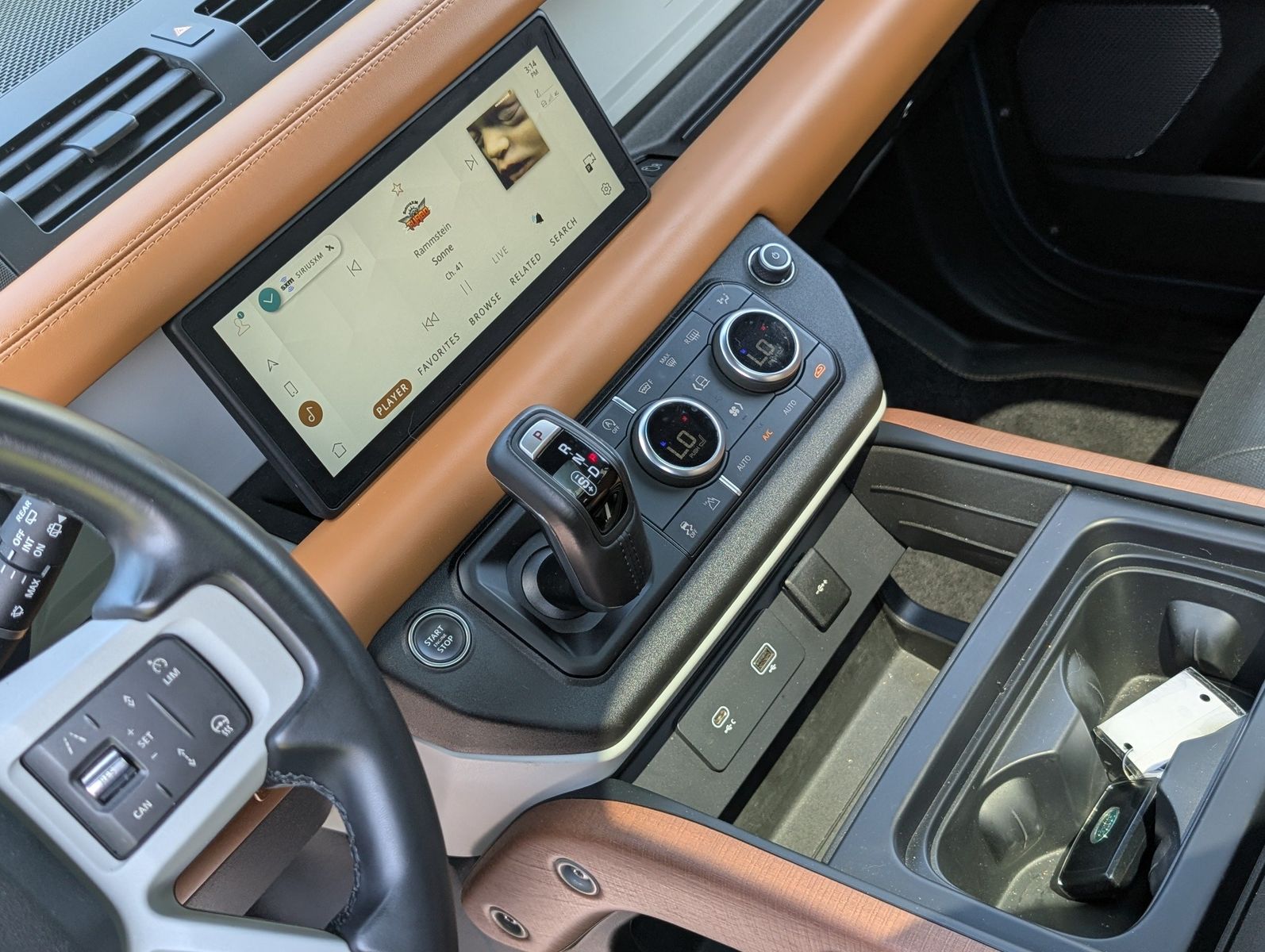 2024 Land Rover Defender 50