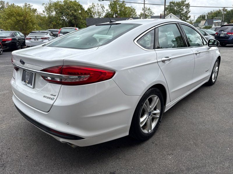 2018 Ford Fusion Hybrid SE photo 5