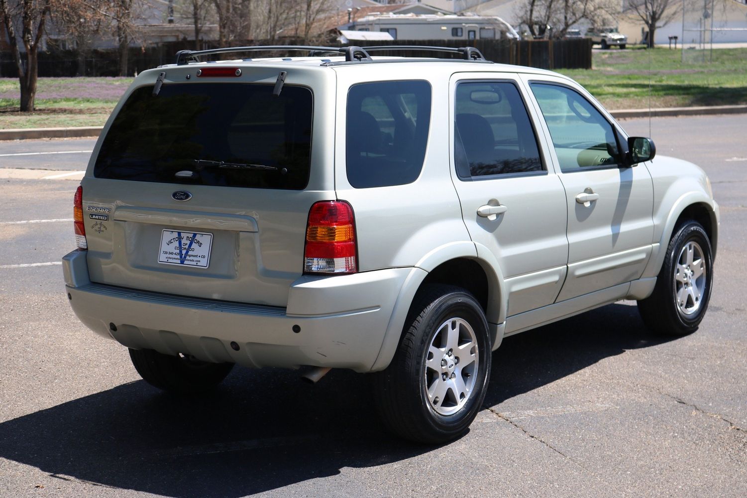 2004 Ford Escape Limited | Victory Motors of Colorado