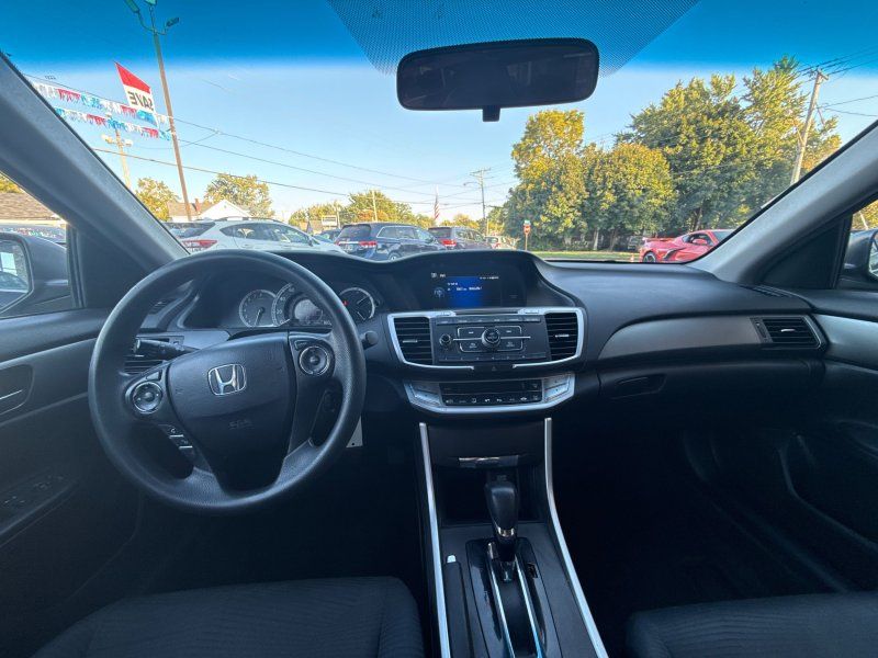 2015 Honda Accord LX photo 20