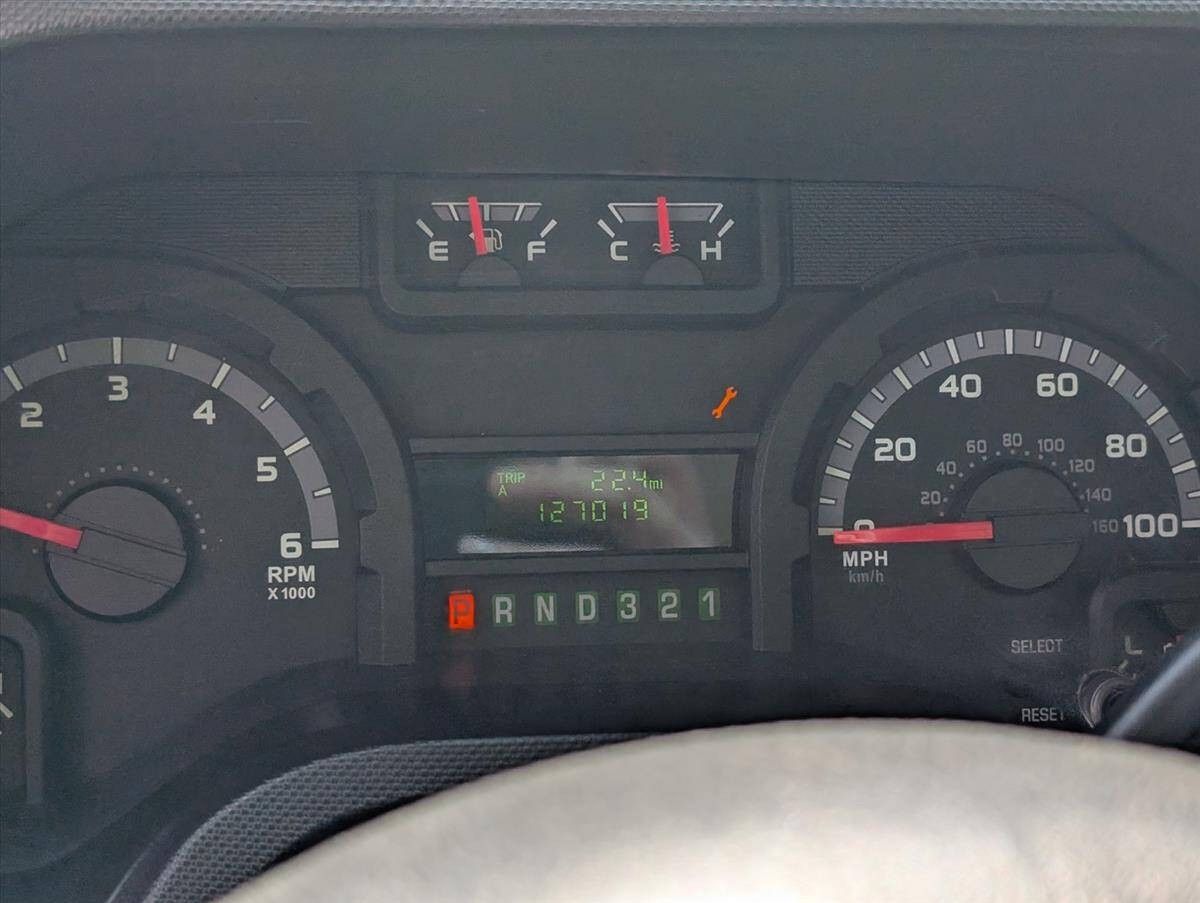 2014 Ford E-Series 81