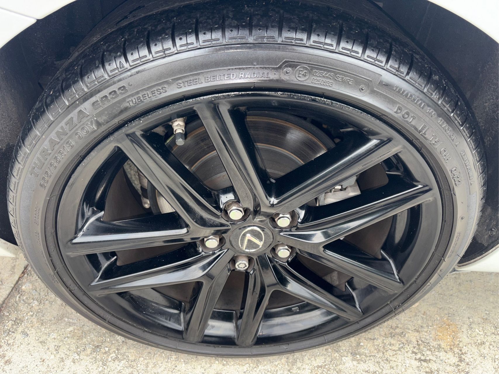 Lexus IS photo 19