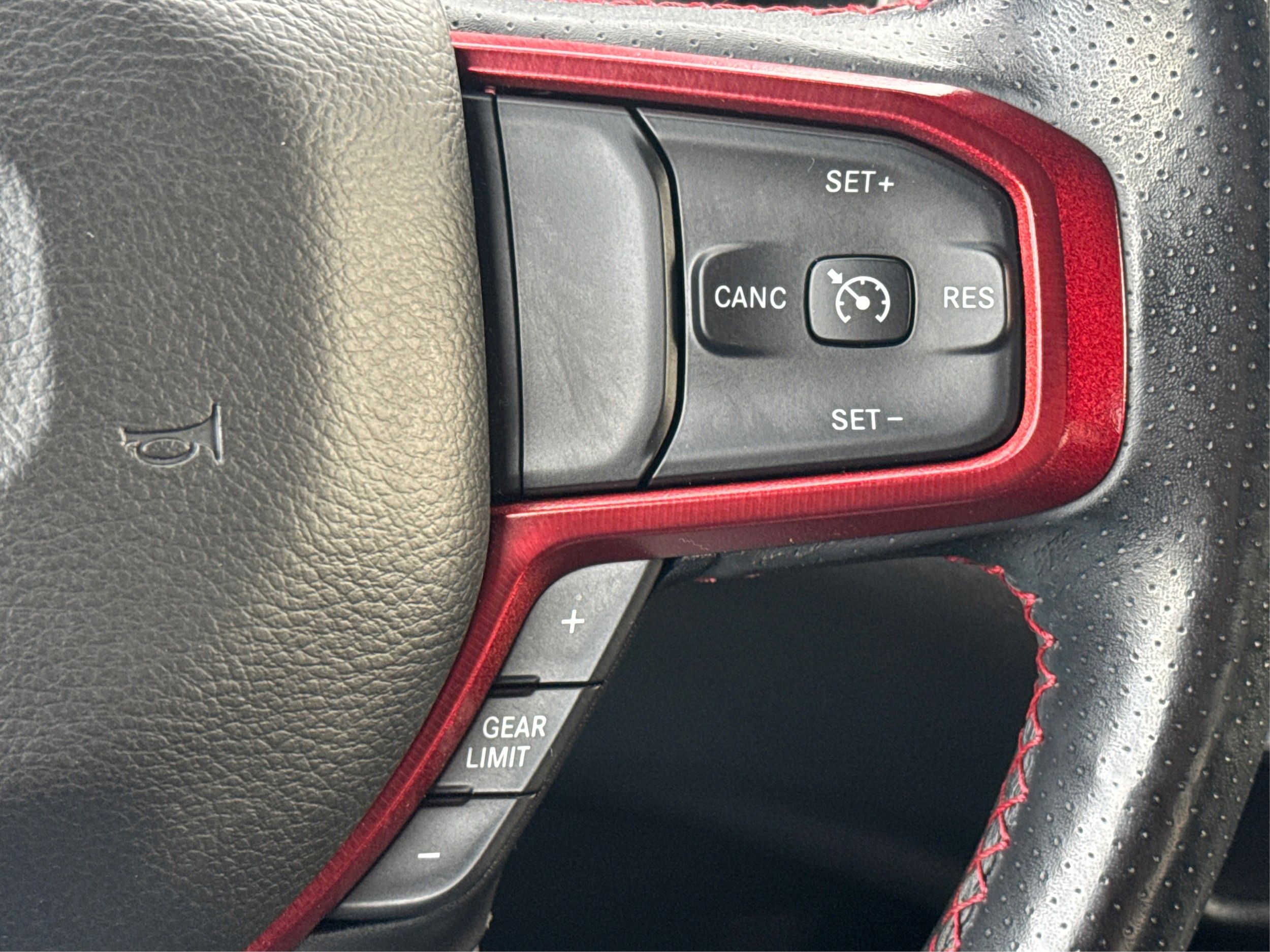 2019 Ram 1500 Rebel photo 36