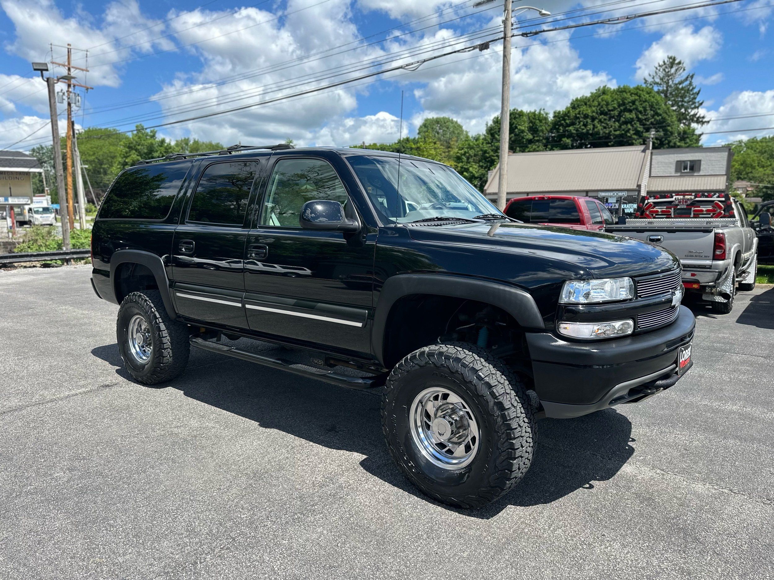 2001 Chevrolet Suburban 4WD 2500 Series's photo