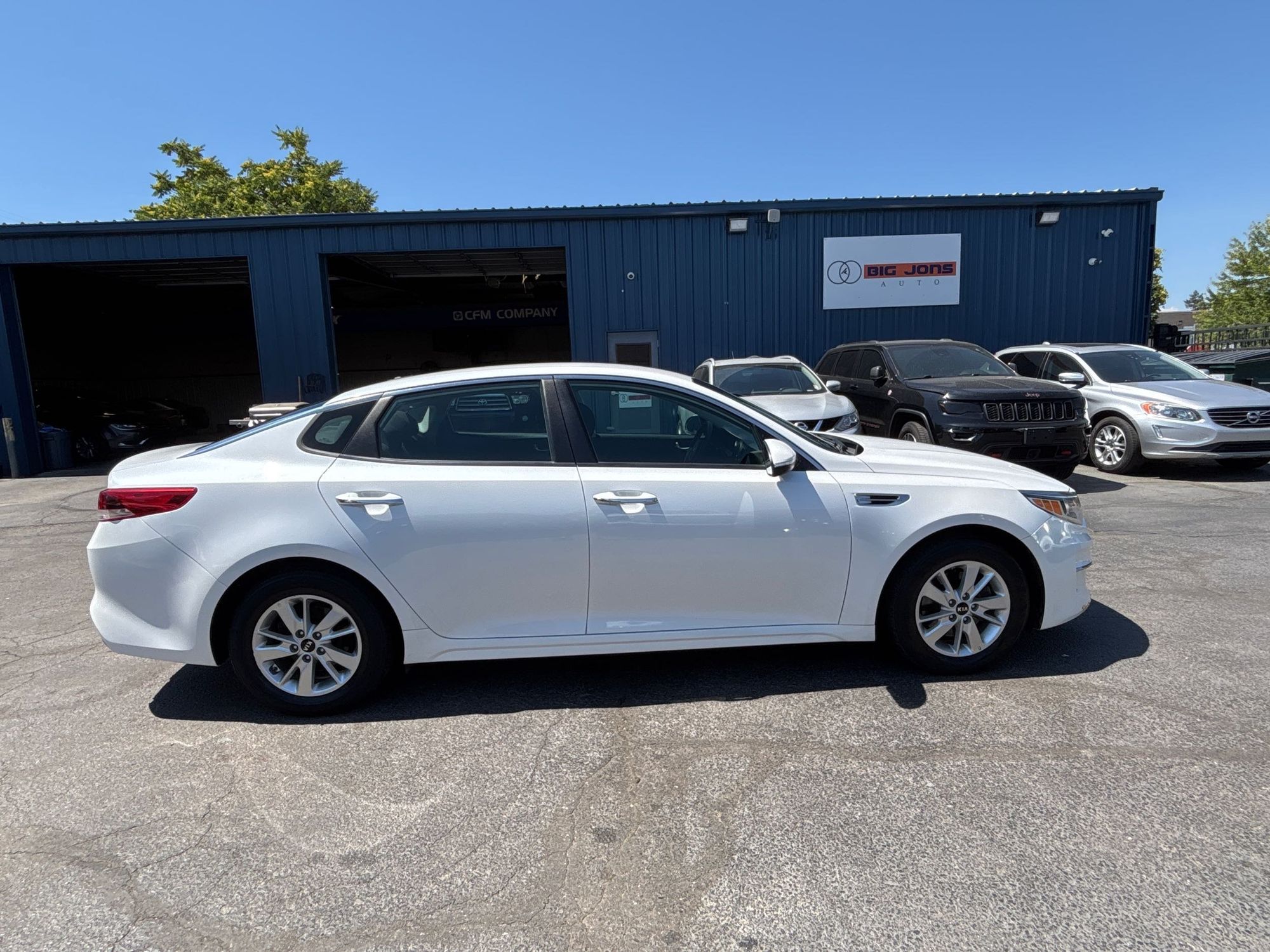 2017 Kia Optima Hybrid Base photo 30