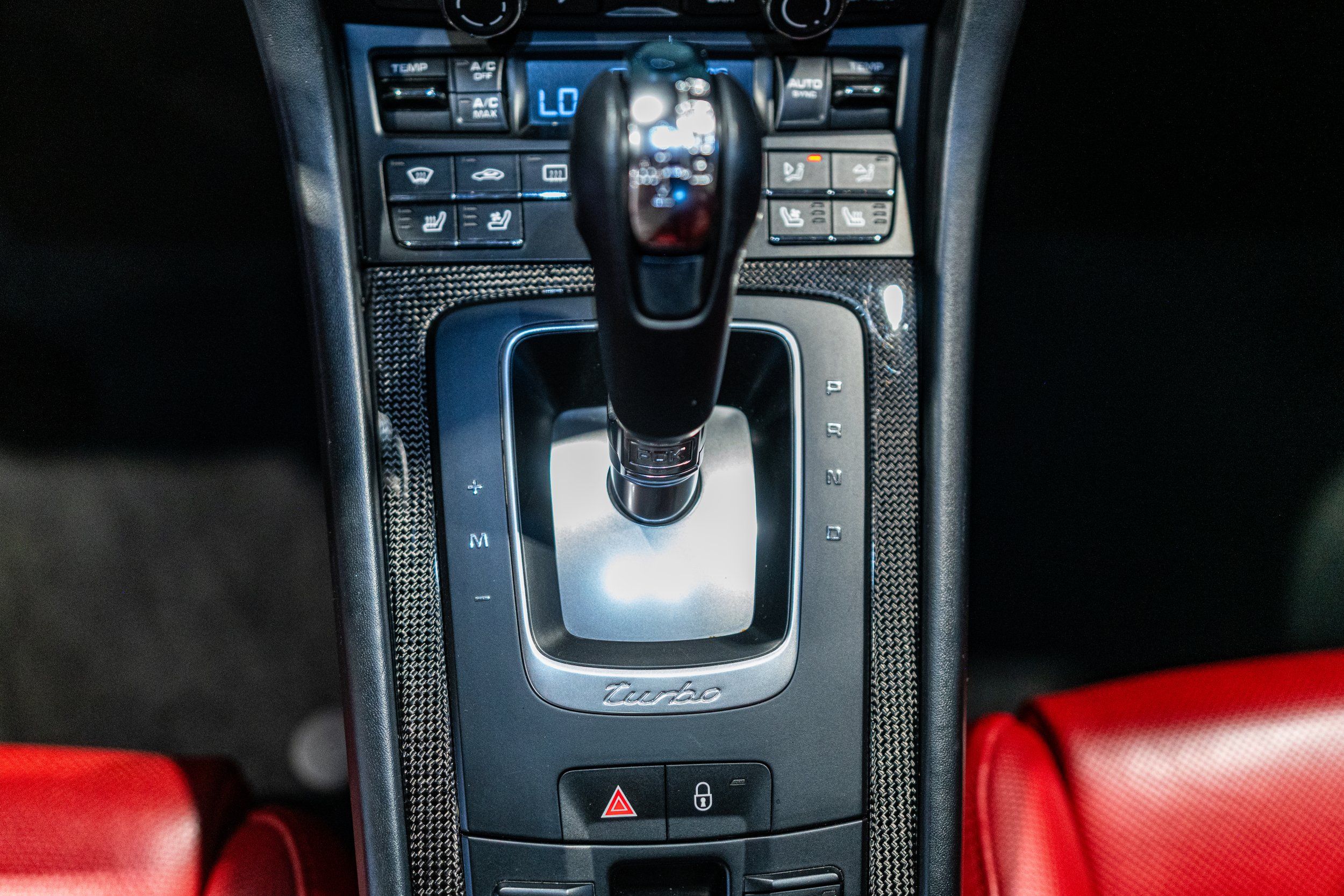 2015 Porsche 911 Turbo S - Photo 33