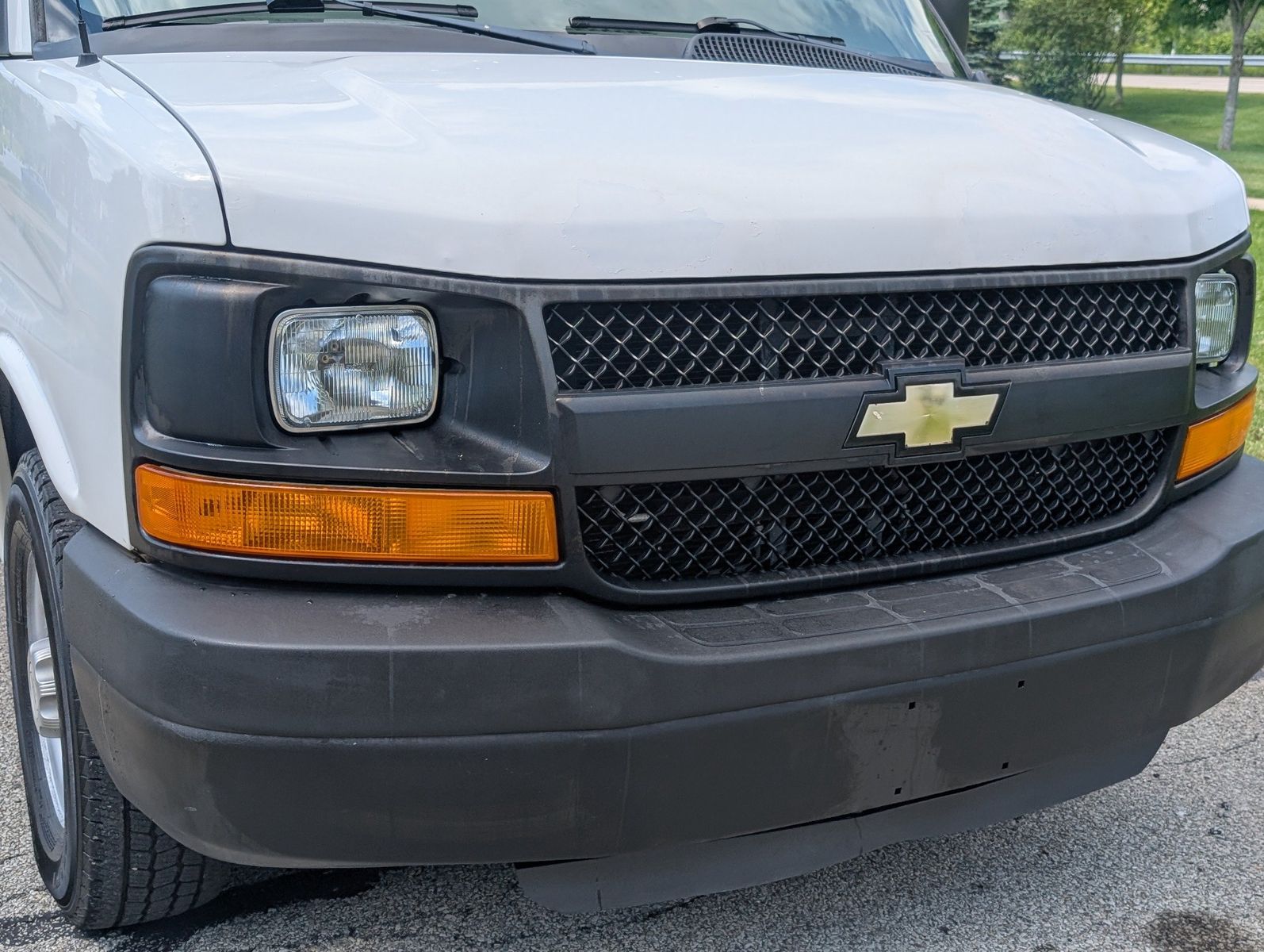 2011 Chevrolet Express 3500 11