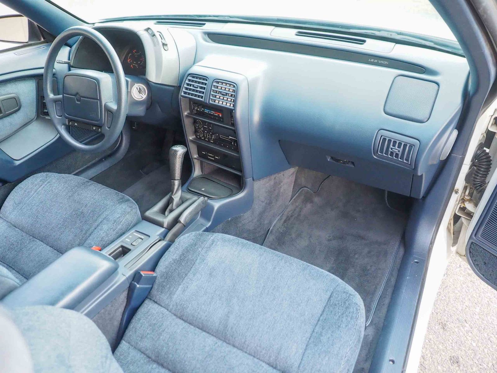 1990 Chrysler Le Baron 49