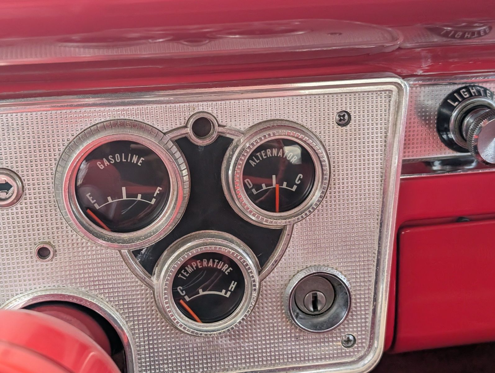 1963 Plymouth Valiant 174