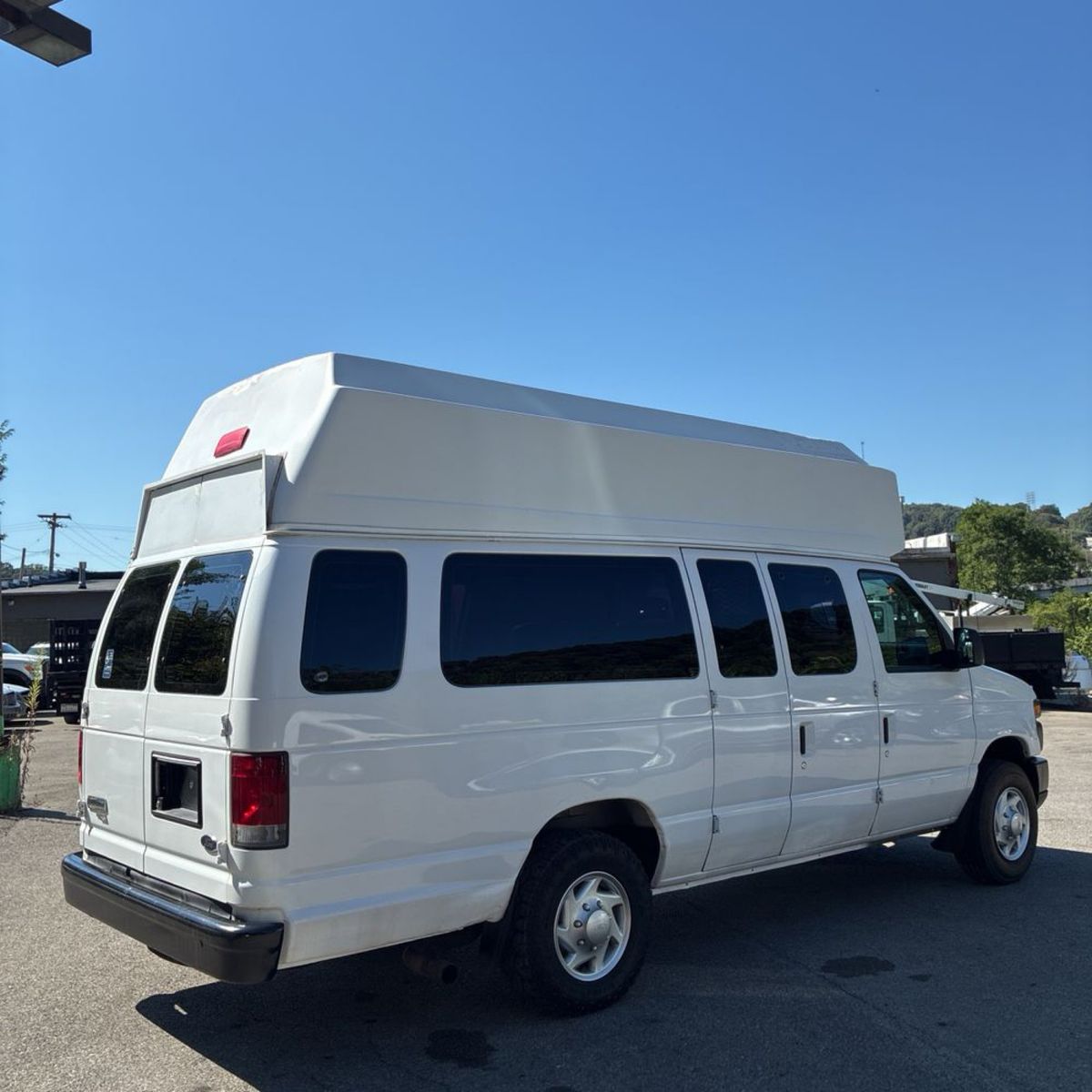 2011 Ford E-Series Cargo 5