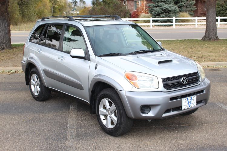 Toyota rav4 2004 года