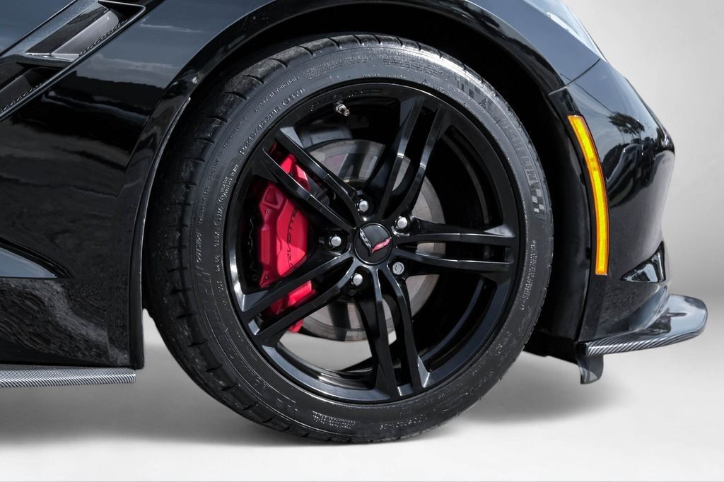 2017 Chevrolet Corvette Stingray 1LT photo 47