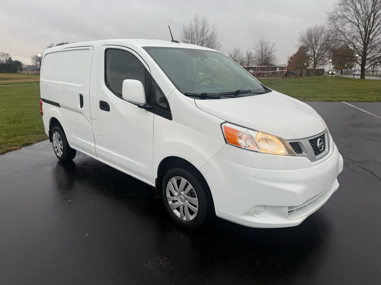 2021 Nissan NV200 photo 3