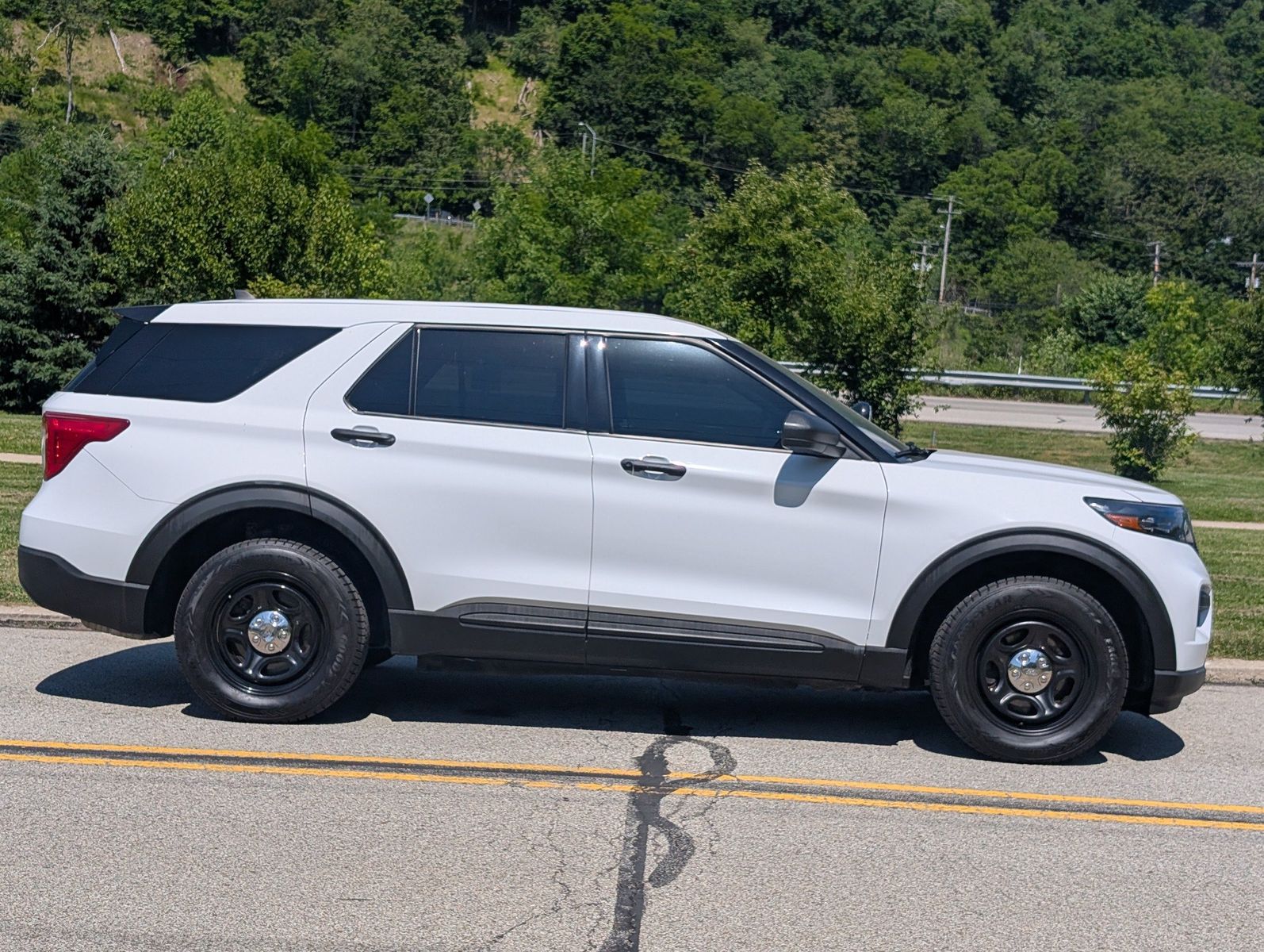 2021 Ford Explorer 4
