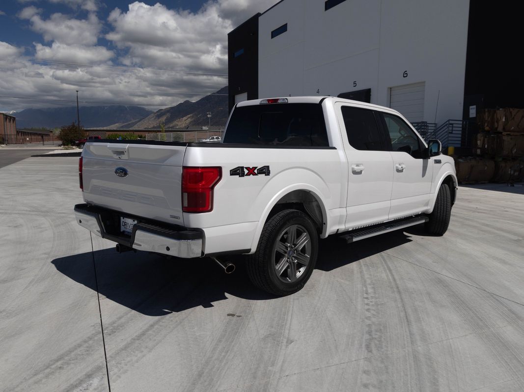 View vehicle photo 5