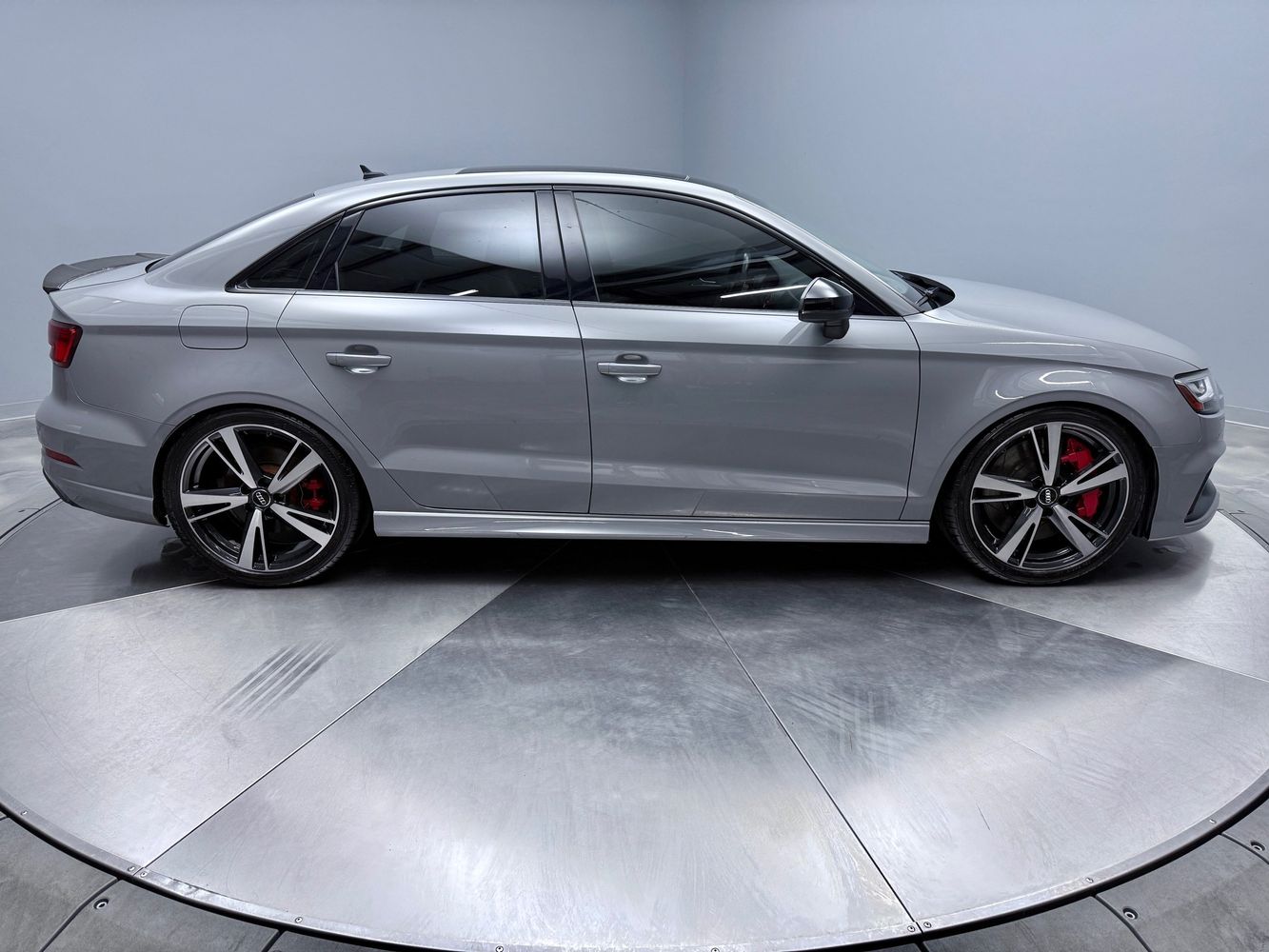 2020 Audi RS 3 Base photo 4