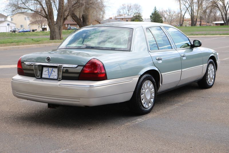 2006 Mercury Grand Marquis Photos